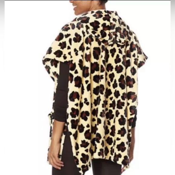 Wearable Animal Hooded Wrap Blanket Soft & Cozy Plaid Open Shawl W/Pockets New - Picture 14 of 16